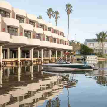 Lake Mulwala Boatel Hotel Exterior