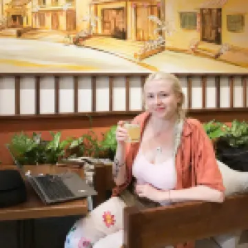 蘇傑霍特爾峴港