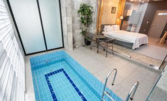 Gyeongju Jeje Pool Villa Pension