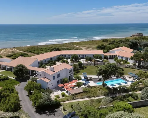 Hôtel Île de Lumière Hotels in Saint-Pierre-d'Oleron