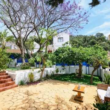 Blue Castle GuestHouse