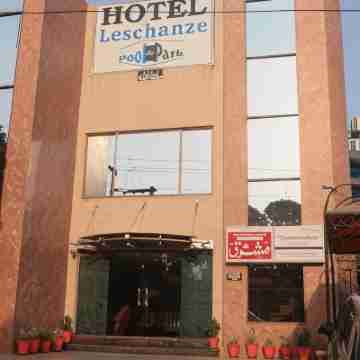 Hotel the Leschanze Hotel Exterior