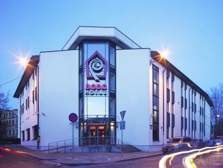 Dodo Hotel Отели рядом с достопримечательностью «Дом с котами»