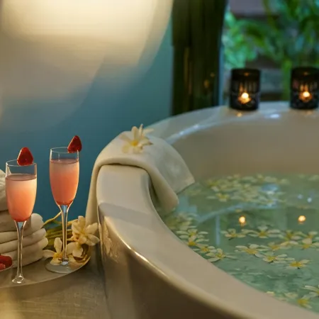 Taj Damdama Lake Resort & Spa, Gurugram