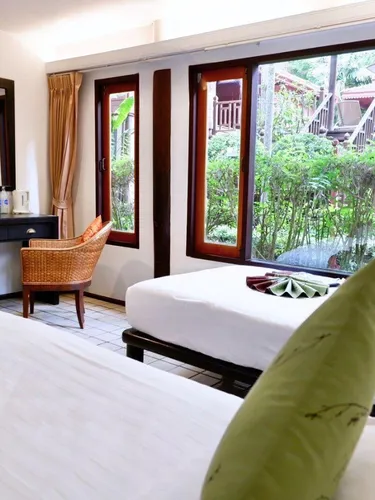 รูปภาพของบ้านอัมพวา รีสอร์ท แอนด์ สปา
