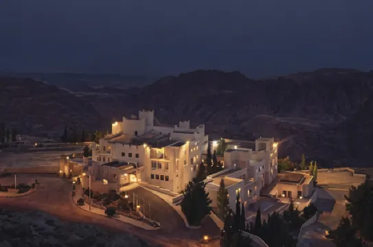 Grand Mercure Petra