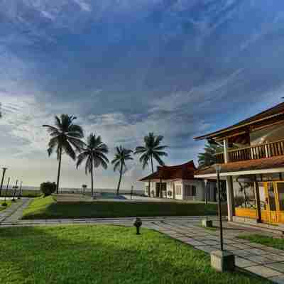 Backwater Ripples Kumarakom Hotel Exterior