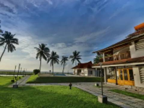 Backwater Ripples Kumarakom Hotels in Kottayam