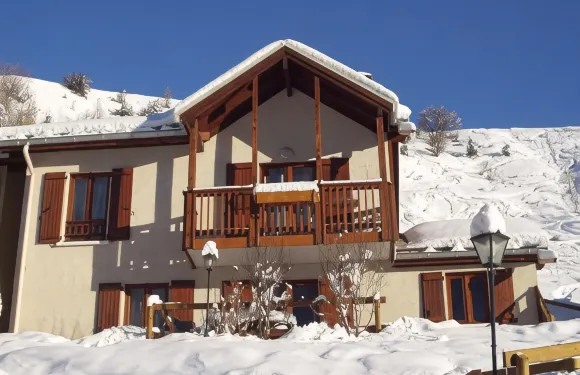 拉格拉維全景村莊酒店