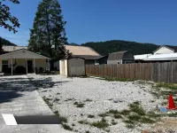 Full remodel  No trailering to the Windrock, Norris Lake and Trails close by.