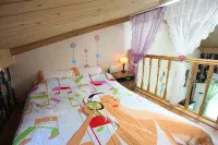 Hongcheon Lime Valley Pension Hotel in zona Alpaca World