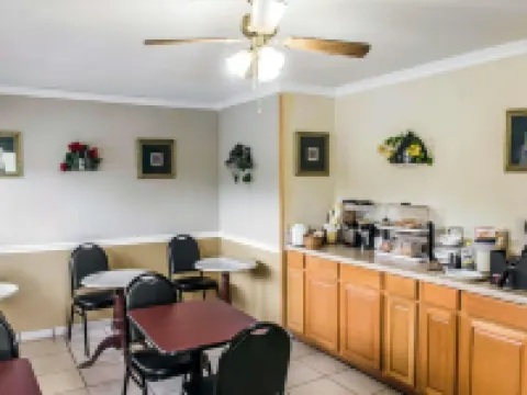 Econo Lodge Hoteles en Perry