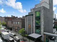 Aura Hotel Brooklyn Hotels near Hansons Restaurant