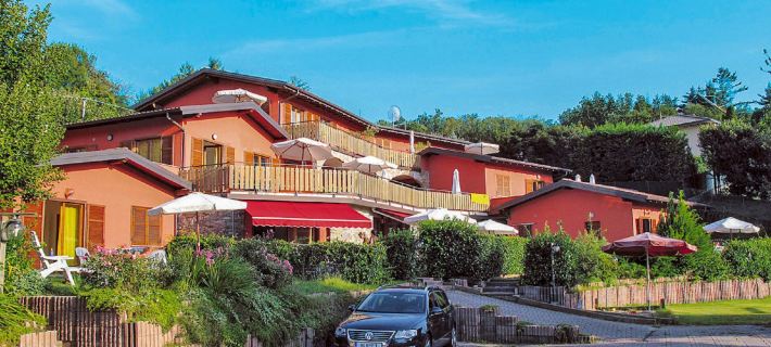 Residenza Agrifoglio Hotels in Luino