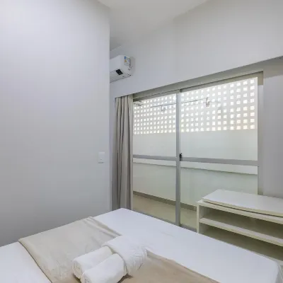 Fully Equipped Accommodations in the Heart of Brasilia LEC Отели рядом с достопримечательностью «Военный штаб»
