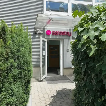 Safestay Bratislava Presidential Palace Отели рядом с достопримечательностью «Голубая церковь (Церковь Св. Елизаветы)»