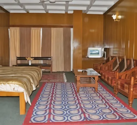 Hotel Shikhar & Restaurant
