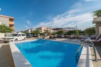 Apartments & Rooms Danivan Pool Villas - 4-Sterne
