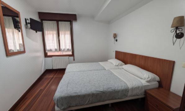 Akelarre Ostatua - Housity