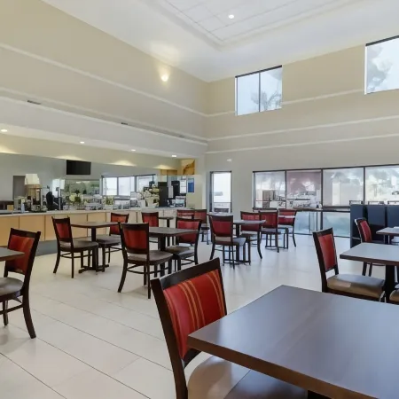 Inn at la Porte