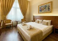 Hotel Maxim