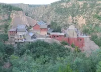 Yue Ting Hotel (Xi County Xiaoxitian Scenic Area) - Bãi đậu xe