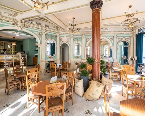 Pestana Porto - A Brasileira, City Center & Heritage Building Hotel in zona Chiesa Do Carmo