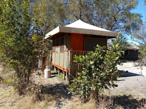 Khwai Mokoro Safaris and Campsites - Campgrounds