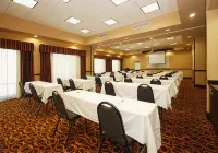 Holiday Inn Express & Suites LEXINGTON by IHG