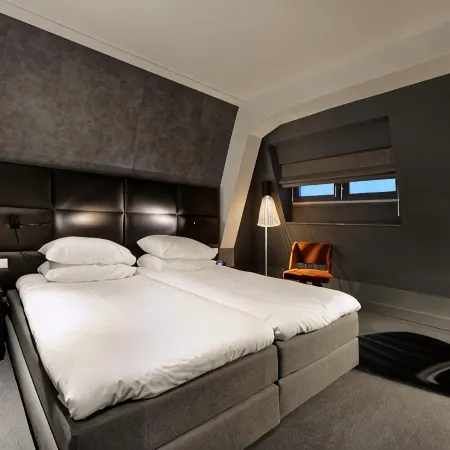 Amsterdam Forest Hotel