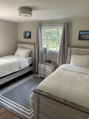Charming 2-bedroom house near Artpark in the Village of Lewiston