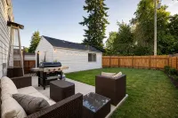 West Seattle Bungalow with Yard, Patio & Washer & Dryer - บังกะโล