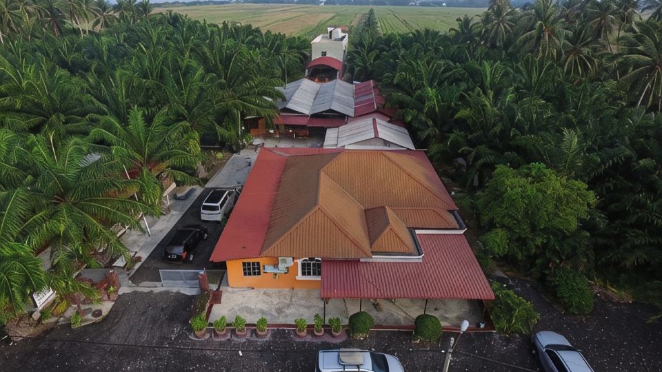 Capital O 91206 Homestay Pelangi Ban Pecah (Muslim Only)