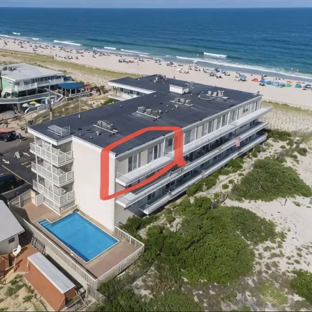 2BD 2BTH - OCEANFRONT & POOL Amazing Bay and Park View