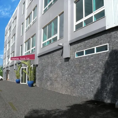 Hotel Sarah Nui Hotels near Protestant Church of Paofai