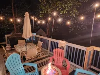 Lake Access + Kayaks + Arcade + Bike Path + Deck Hotels in Wolfeboro