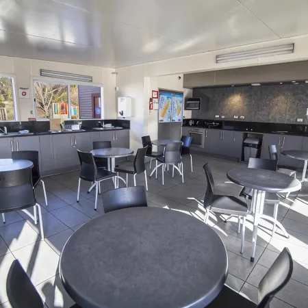 Tasman Holiday Parks - Te Anau