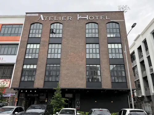 Atelier Hotel Permas