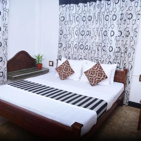 Travel Rest Inn Ella