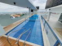 West Jones Residence at the heart of Cebu City by JC Spacerentals, 15th Floor - สระว่ายน้ำบนดาดฟ้า