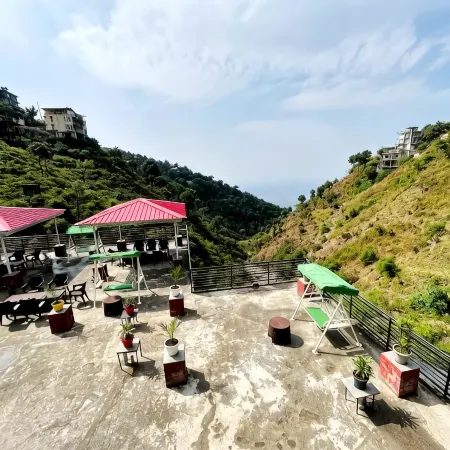 Misty Winds Kasauli