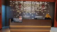 Pipixiong E-Sports Hotel (Xiangtan Central Engineering College) - เปิดใหม่