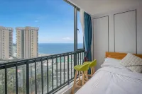 Li She Seaview Apartment - balcón