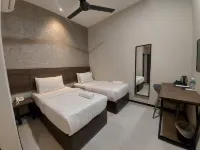 Miico Hotel @ Mount Austin