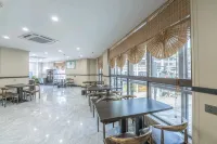 Zhongwu Hotel - parkir