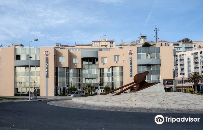 Hotel Port Marine