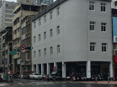 Hok House