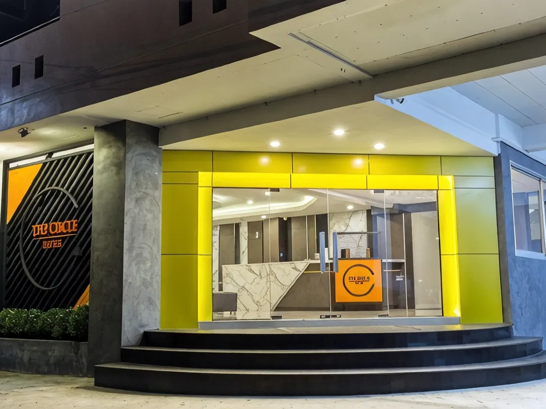 The Circle Hotel - Buri Ram