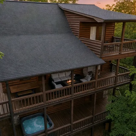 Mountain views~Near the River~Playground~Pet Friendly!