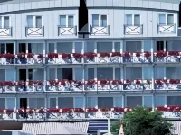 Hotel Morjan Hotels near Forum Confluentes